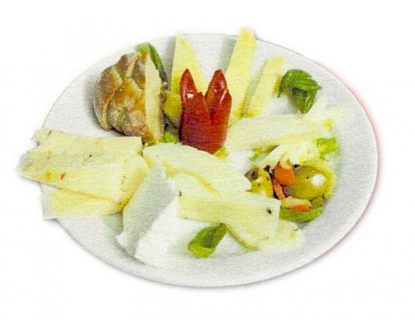 Antipasto di Formaggi MIsti